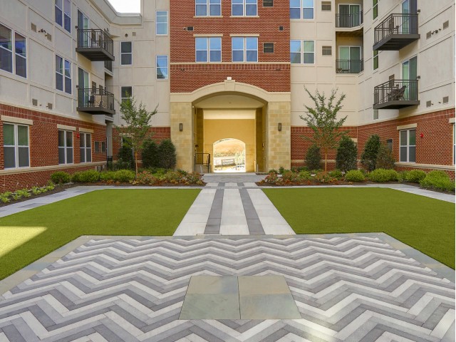 Image of Relaxing Courtyard for The Remy