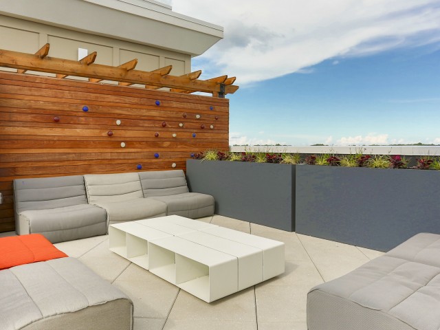 The R Sky Rooftop Resident Lounge