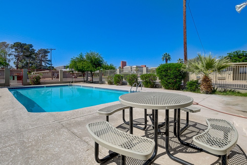 Living Desert Apartments For Rent in Las Vegas