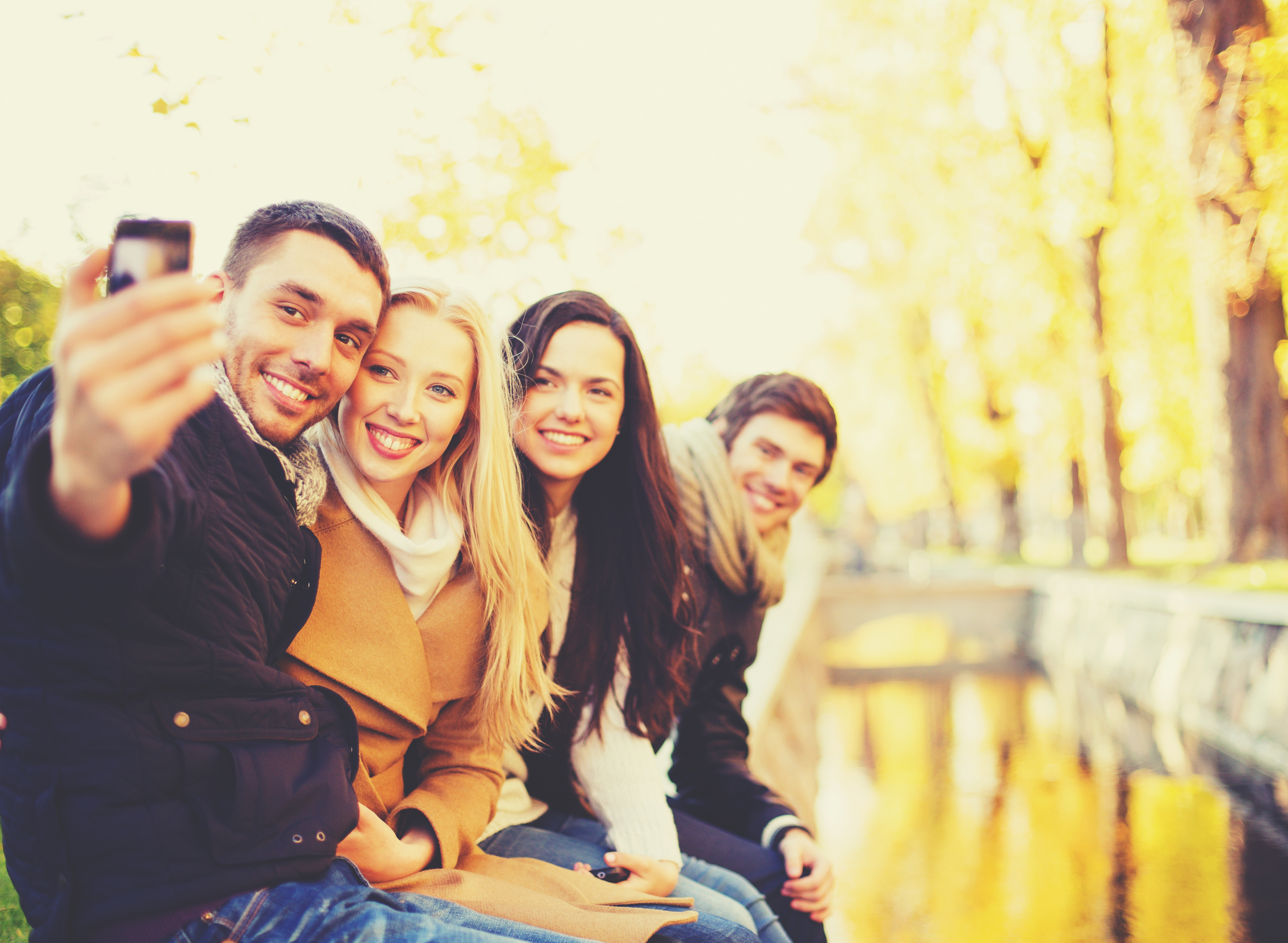 holidays, vacation, travel and tourism concept - group of friend