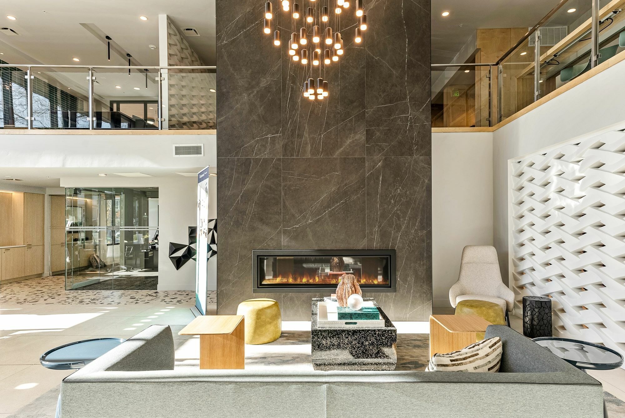 Photos of Cottonwood Broadway Apartments