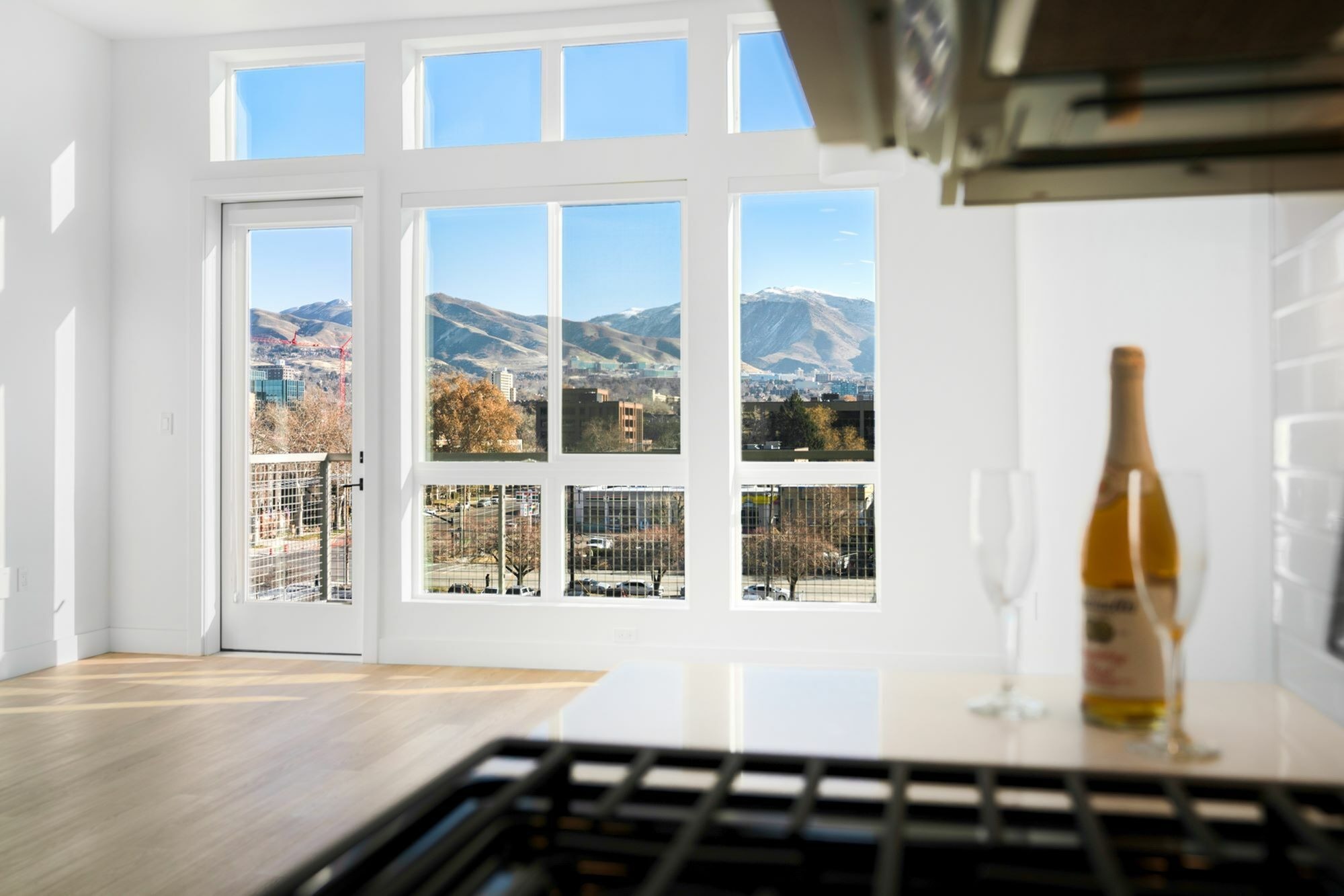 Photos of Cottonwood Broadway Apartments