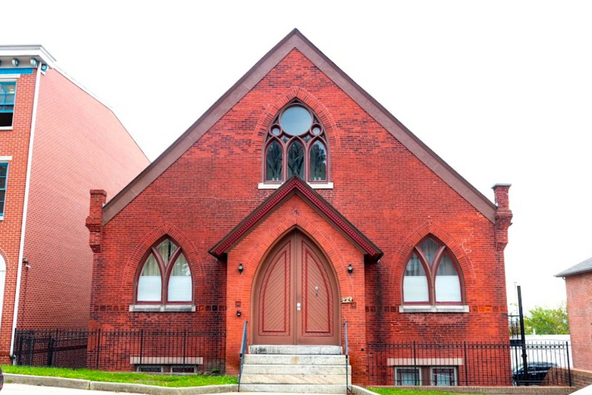 West Quaker Hill Church Building Exterior