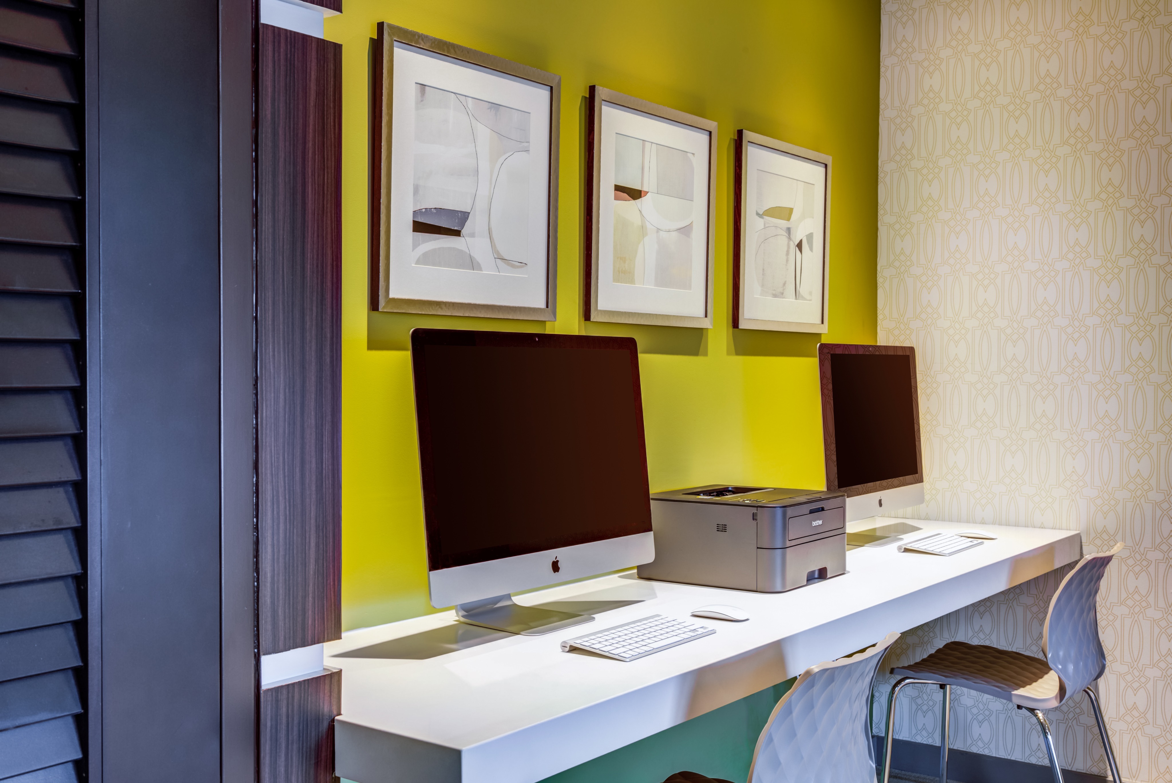 Gallery Alister Deco Apartments Quincy, Massachusetts