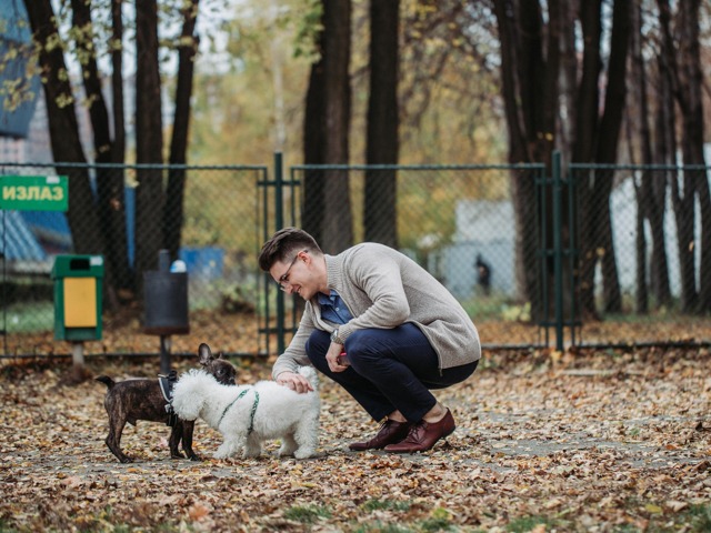 man in dog park with dogs modera montville apartment homes for rent in nj