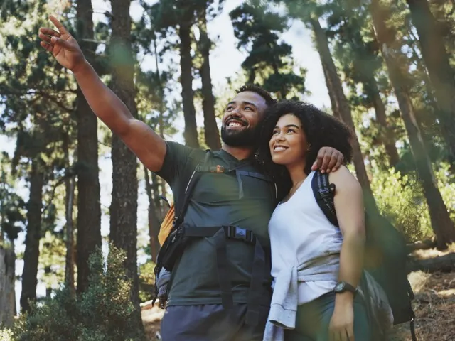 couple hiking and looking at scenery beckett west fork apartment homes for rent in conroe tx