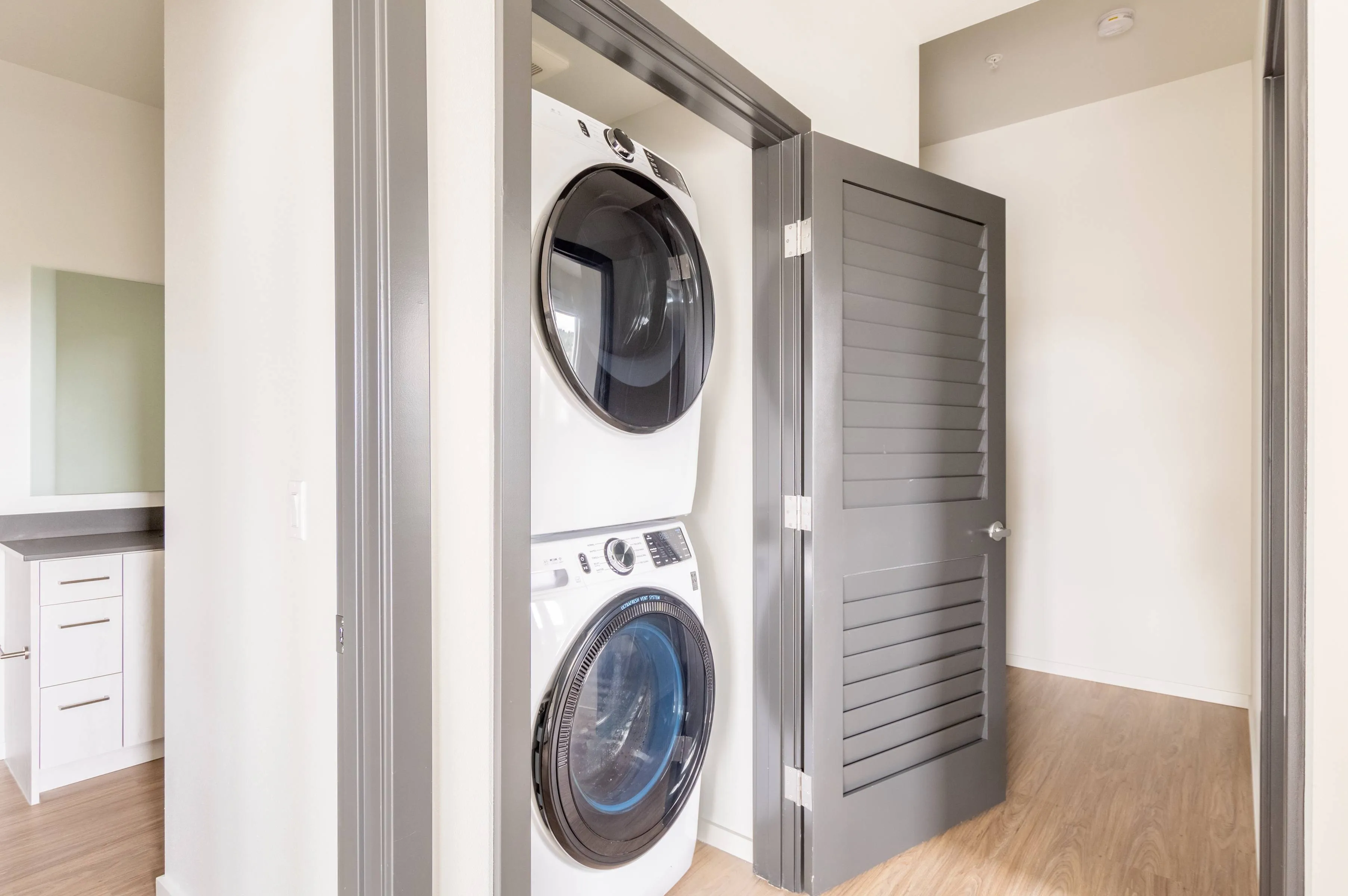Stackable washer and dryer