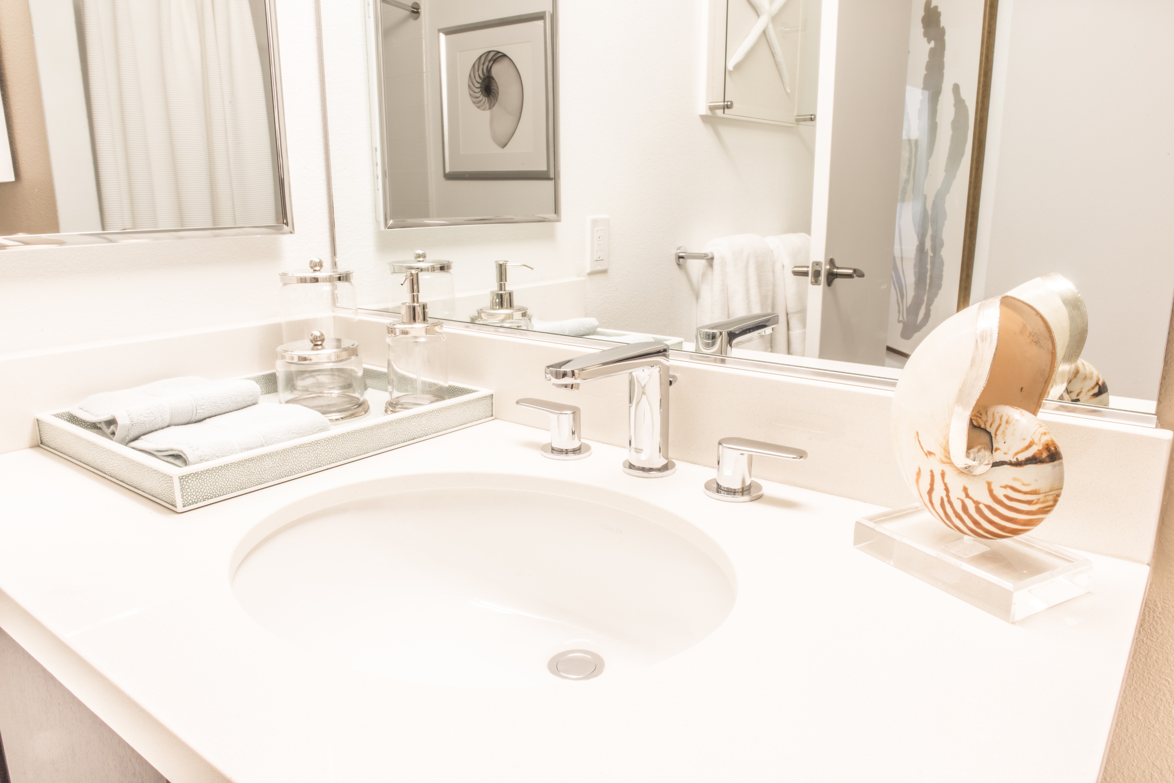 Upgraded GROHE™ Bathroom Fixtures