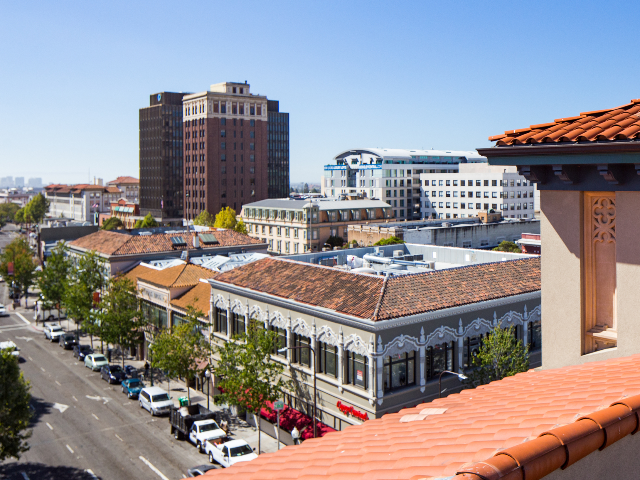 Bachenheimer rooftop view of Berkeley image