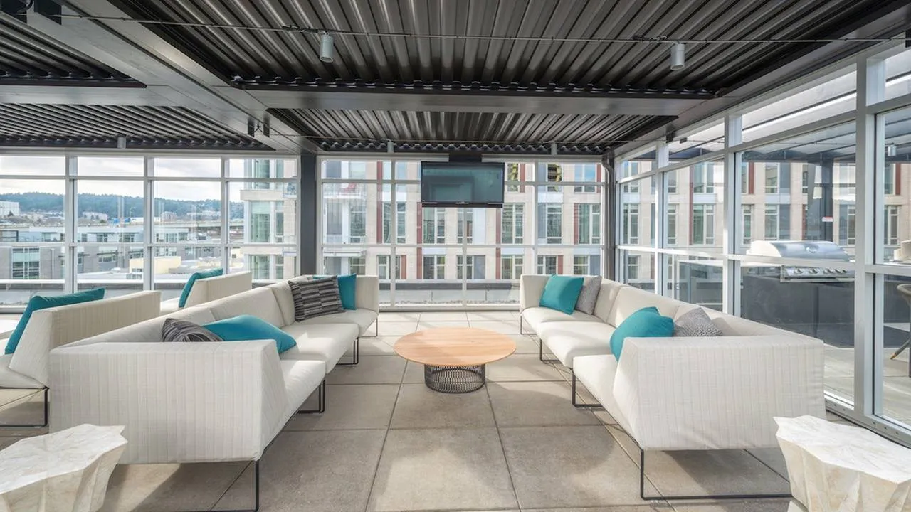 Indoor/Outdoor rooftop deck with social options