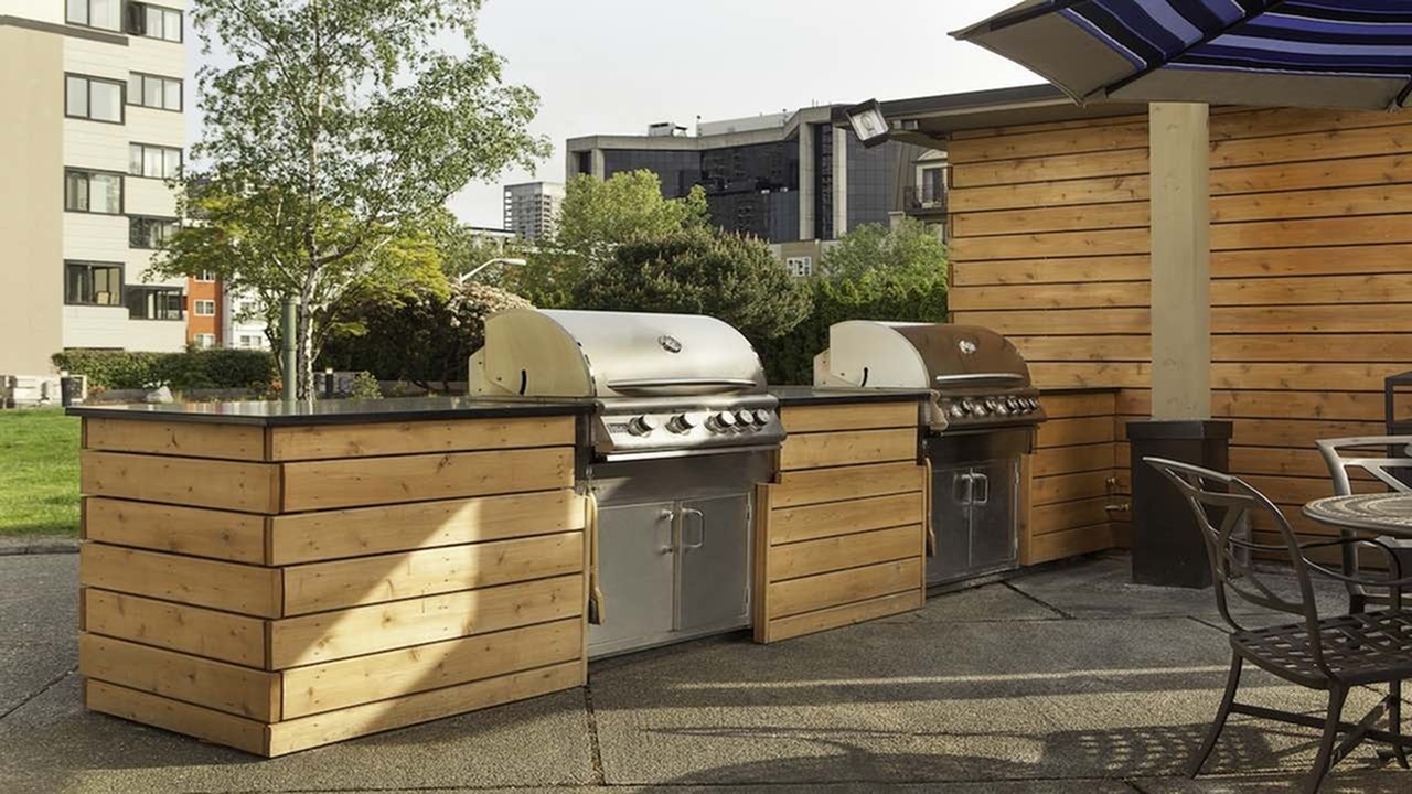 Rooftop grilling area