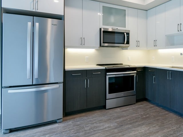 French door stainless steel refrigerator