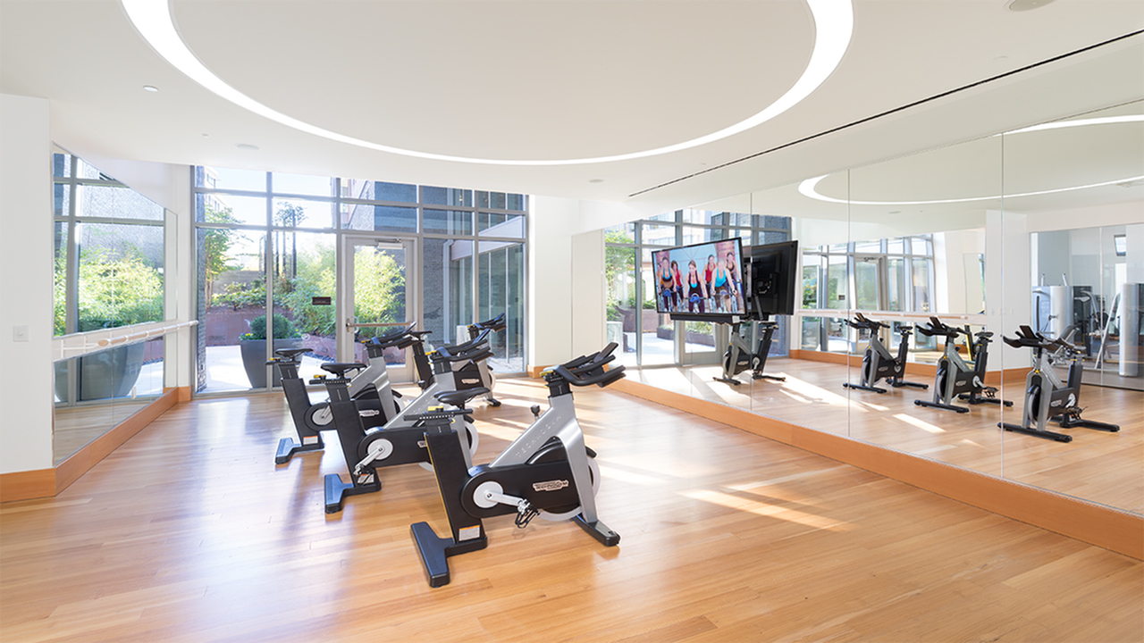 Fully modern, 1,800-square-foot fitness center with flex space
