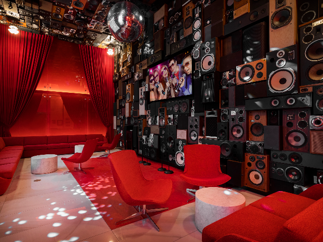 Modera Private Karaoke room