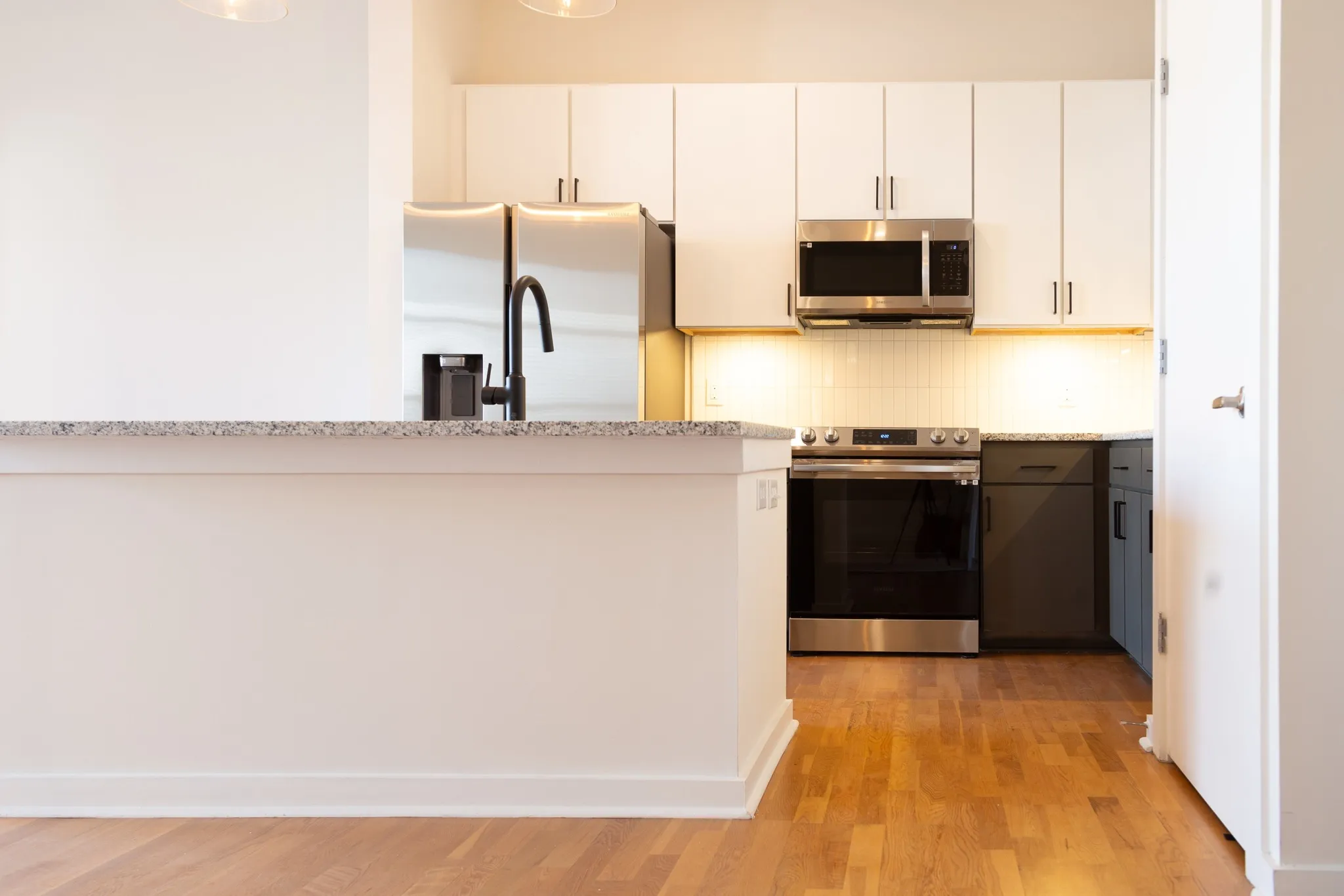 Image of apartment home kitchen