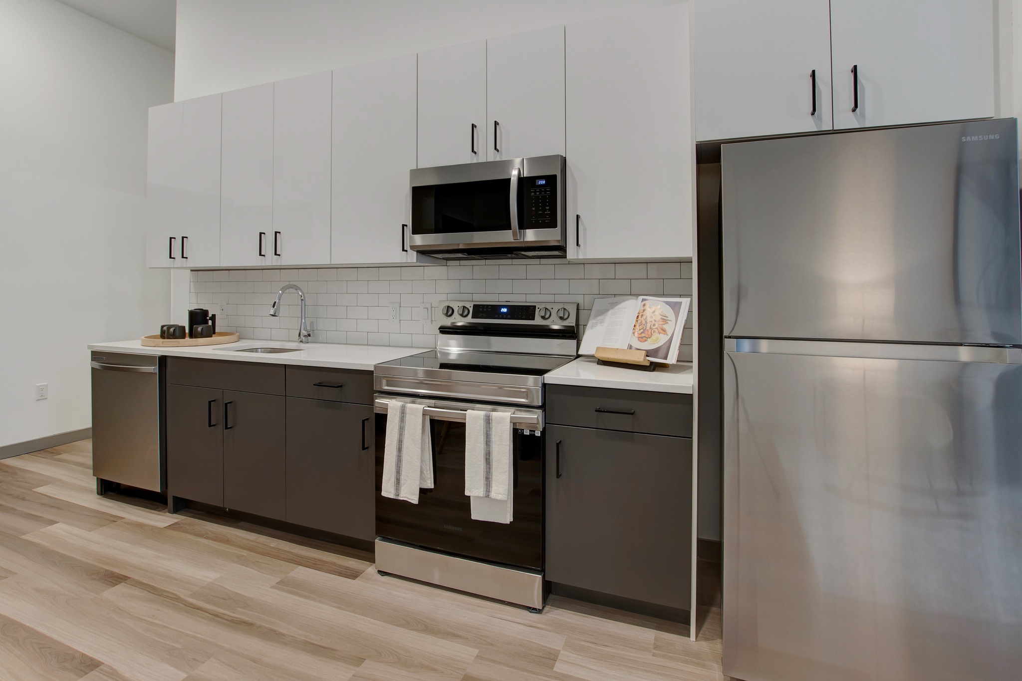 stainless steel appliances at modera berkeley heights apartments new jersey