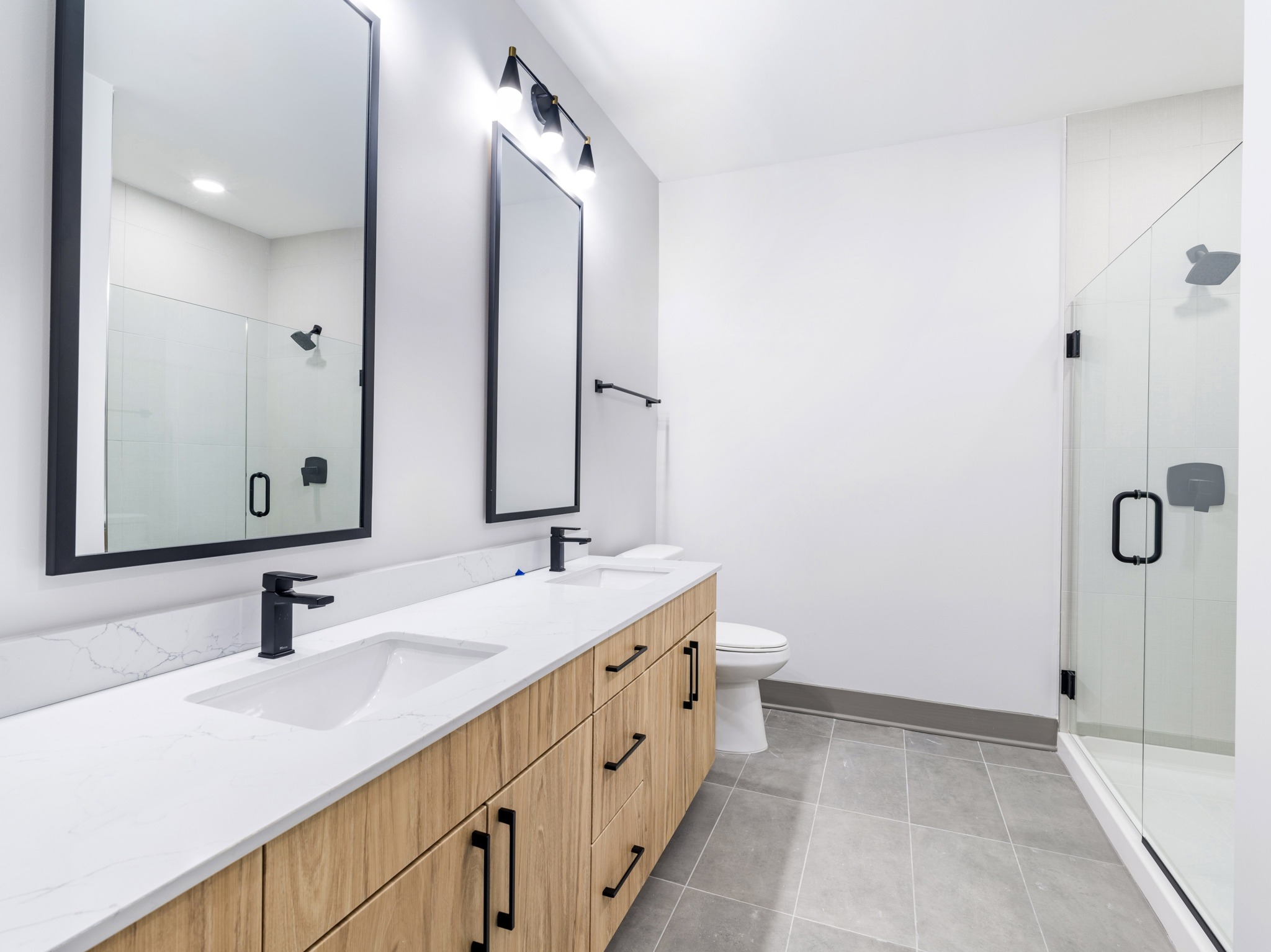 bathroom with premium finishes and double vanity modera riverview apartment homes for rent in tn