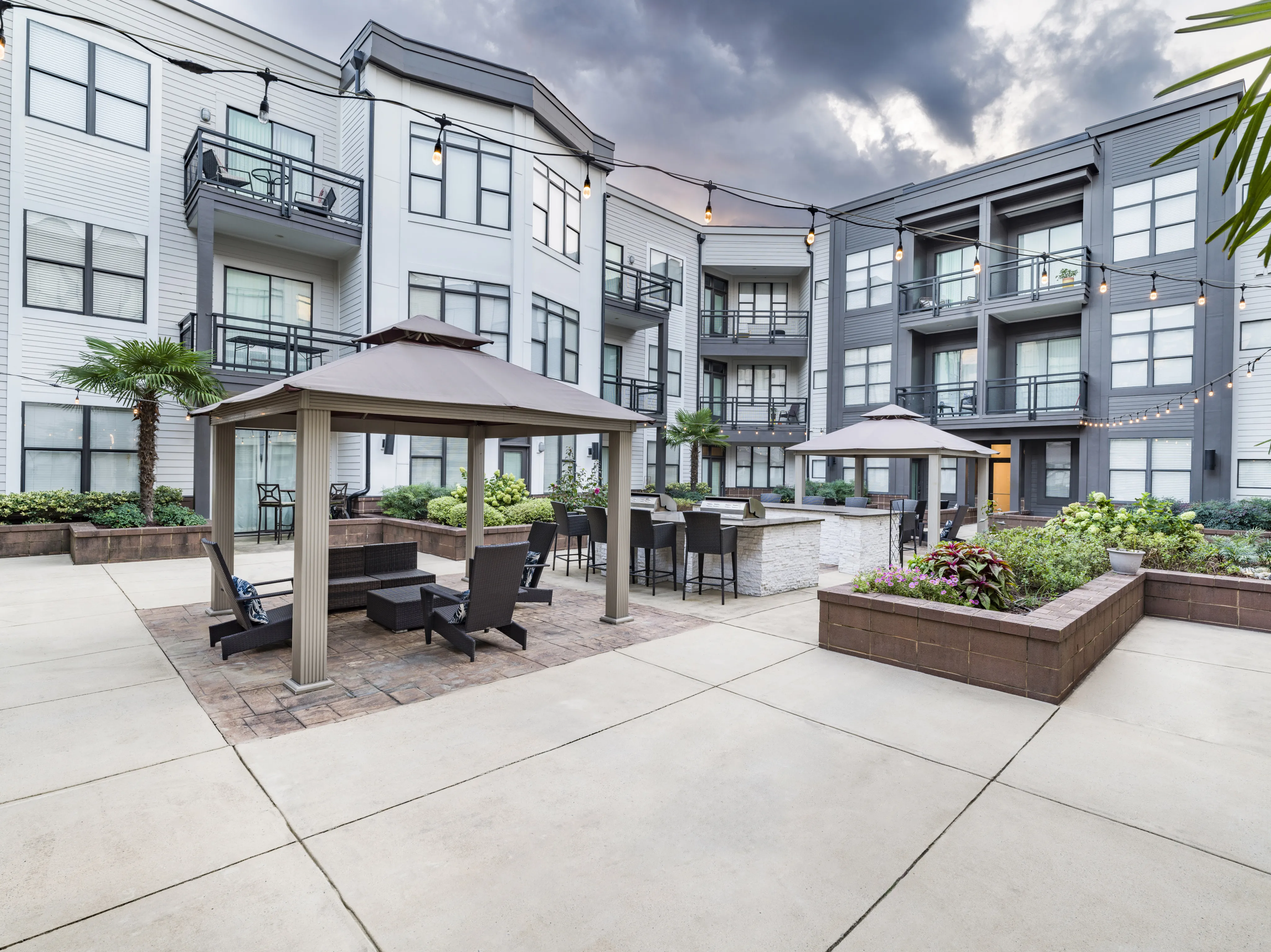 Image of grill area at Alister Uptown Charlotte