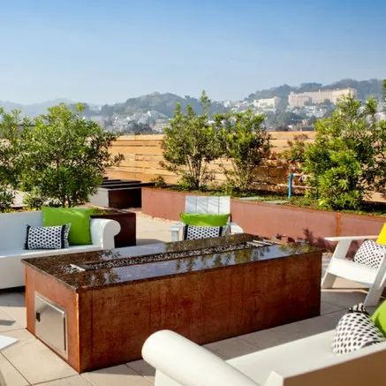 ROOFTOP RESORT-STYLE DECK image