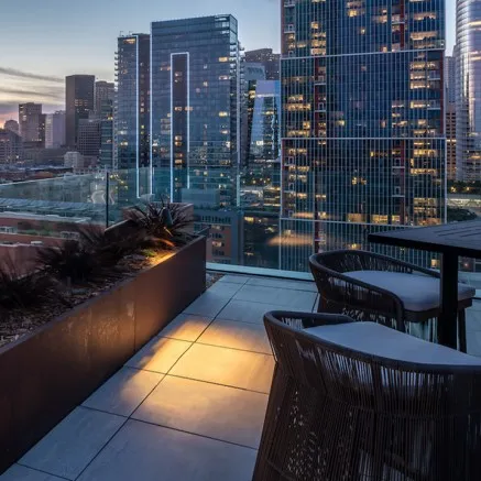 Sky Lounge
