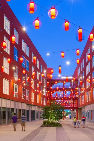 Blossom Plaza Mobile Image of Lanterns