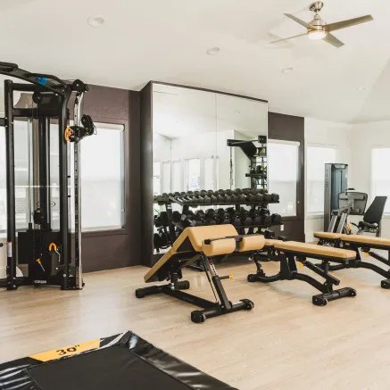 Image of gym at Alister Parx