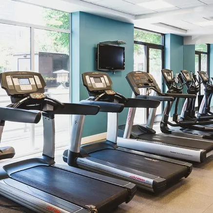 CLUB-QUALITY FITNESS STUDIO image