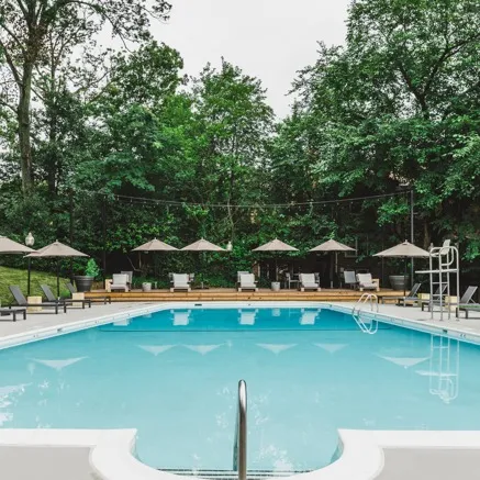 Image of pool deck at Alister Falls Church