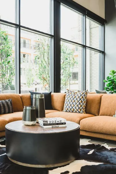 luxe clubroom with ample seating at modera germantown apartment homes for rent in nashville tennessee