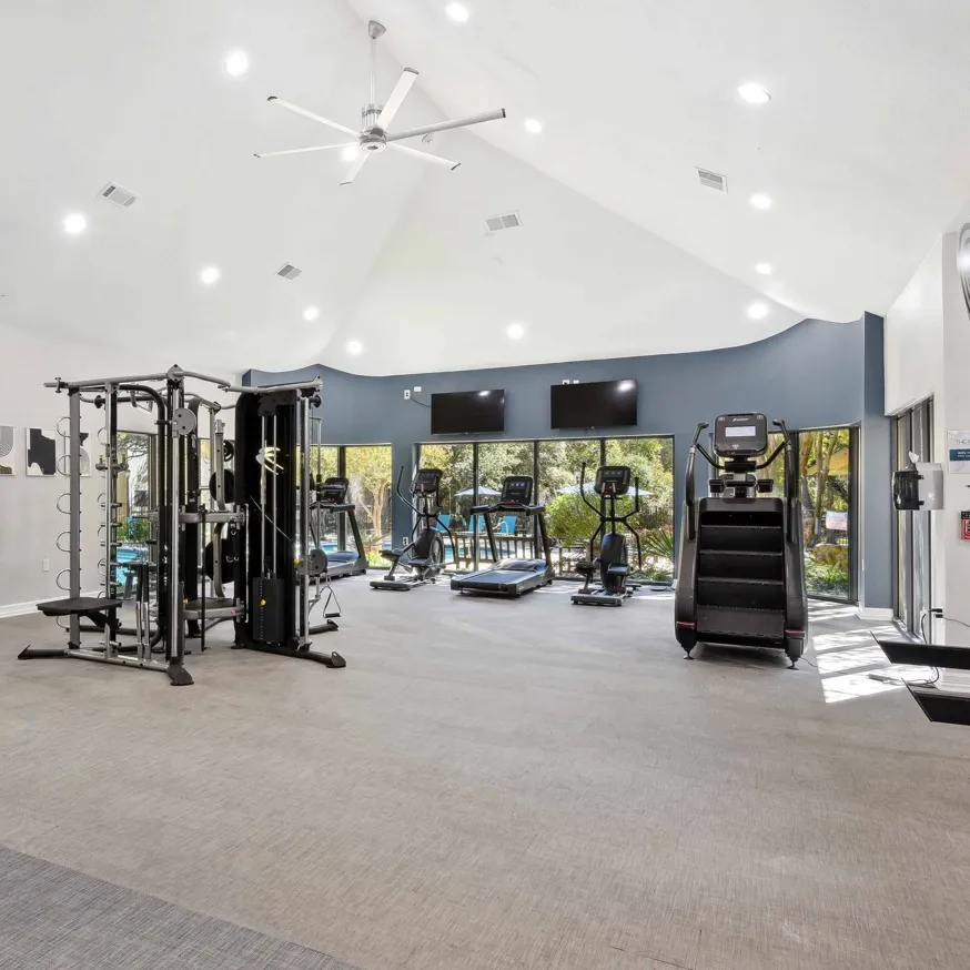 fitness center with premium equipment alister sunset valley apartment homes for rent in austin tx