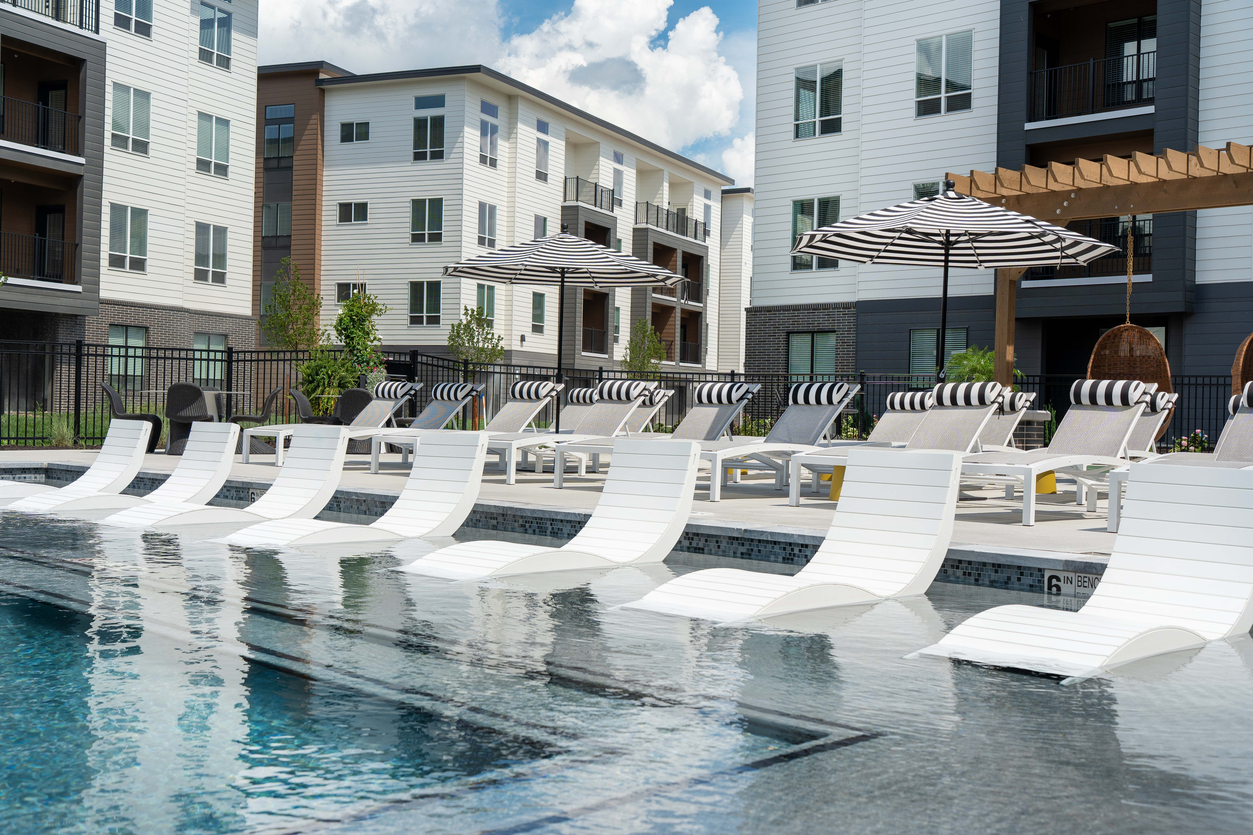 Looking for Apartments With Resort-Style Pool Lee's Summit?-image
