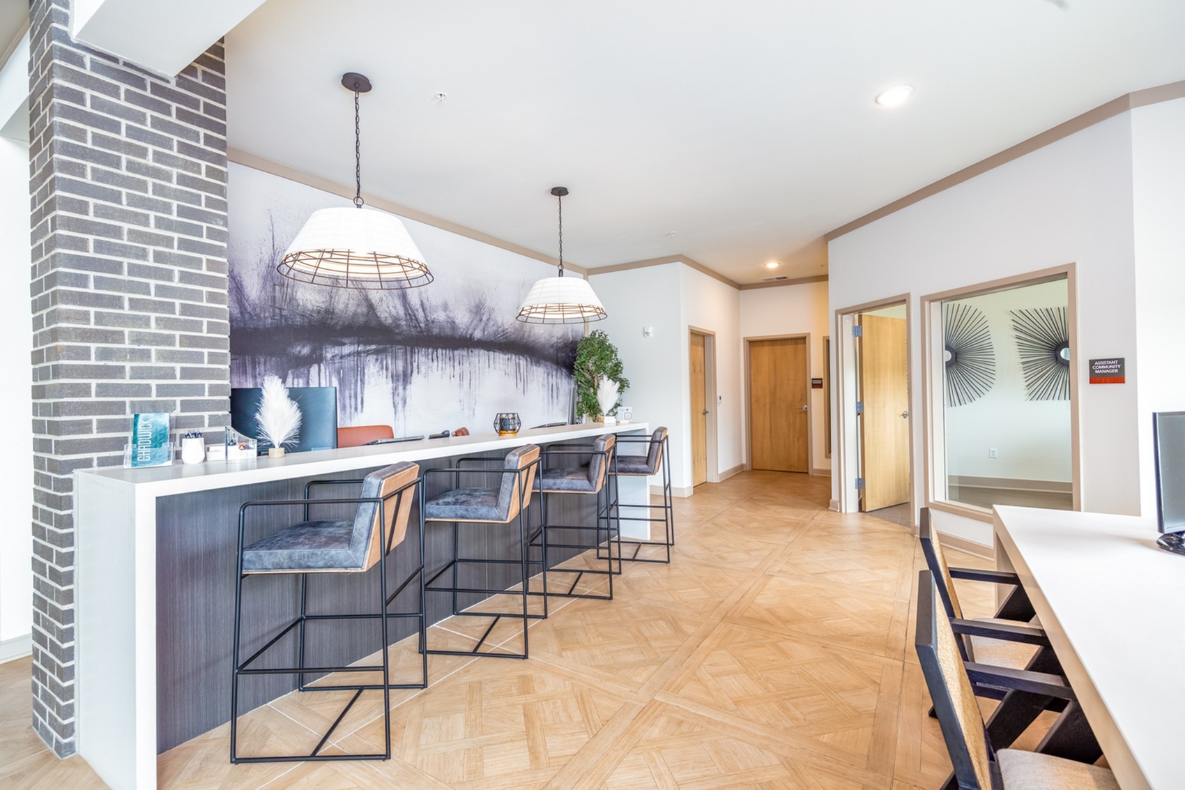 Explore Virtual Photo & 360° Tours of Our Community