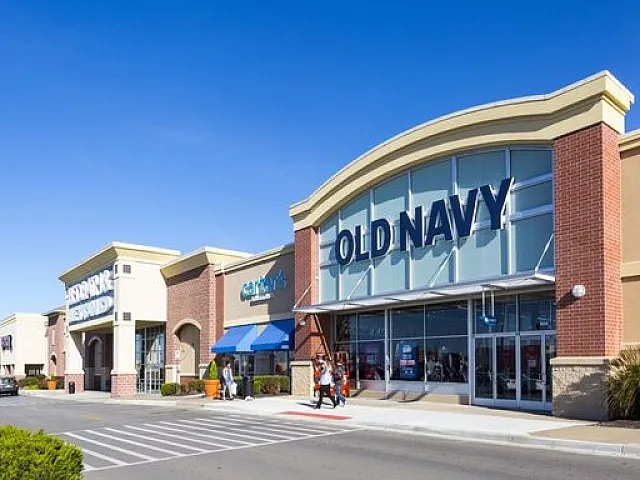 Summit Woods Shopping Cente