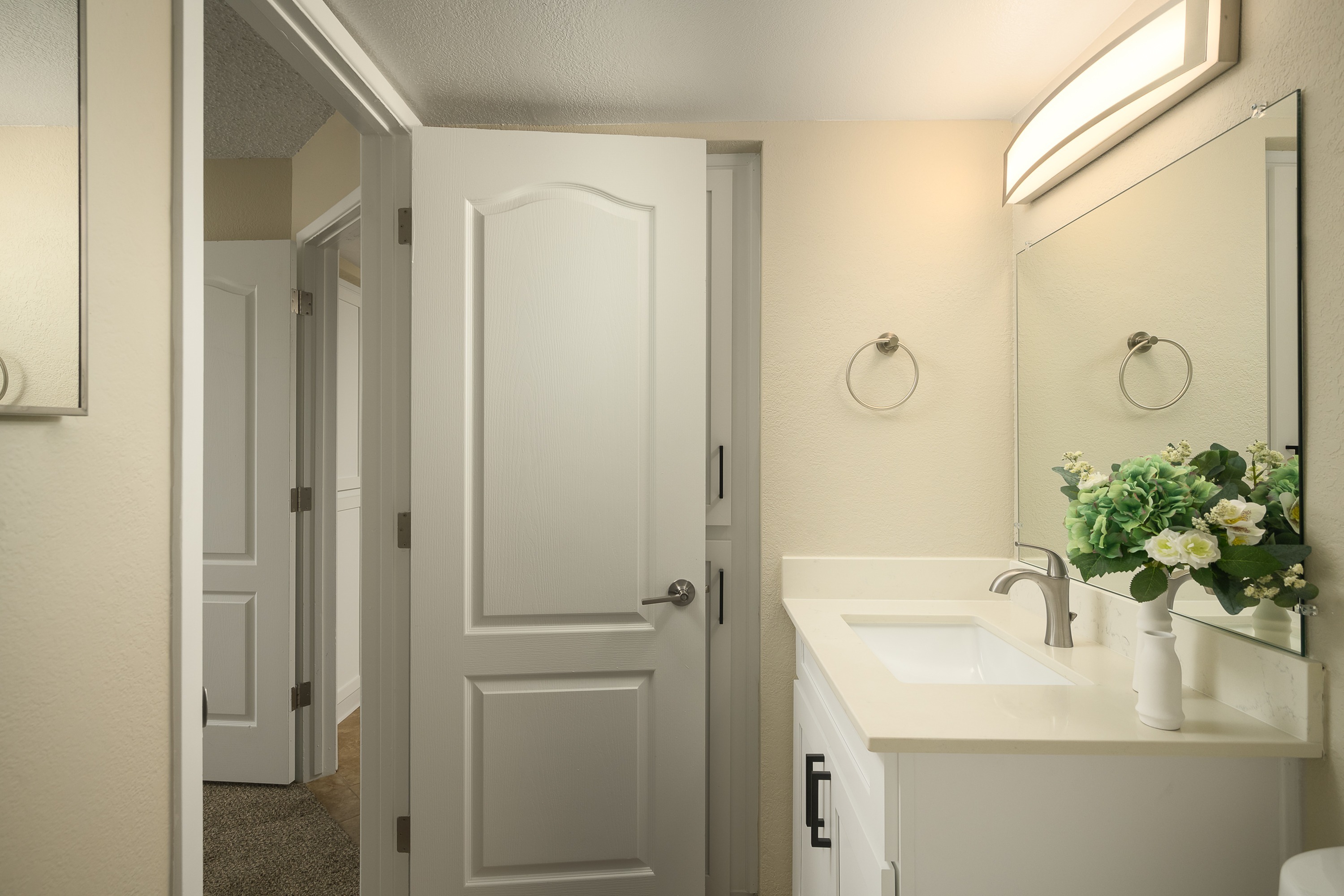 Gallery Luxury Apartments in Scottsdale Arizona Merino