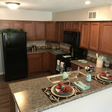 Fountain Lake Villas | Apartments in Indianapolis | Official Site