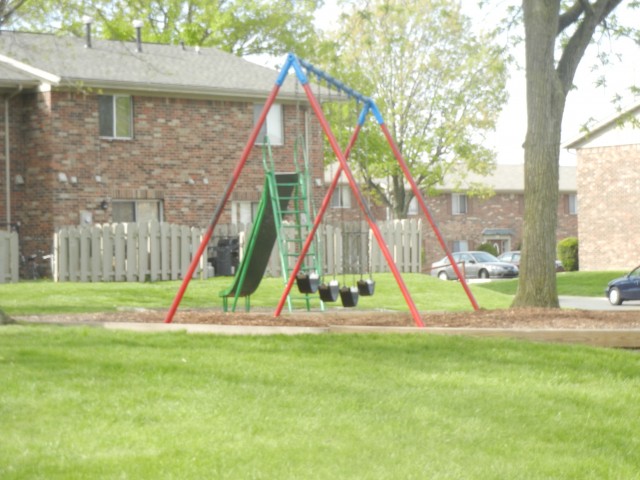 Playground at Cedar