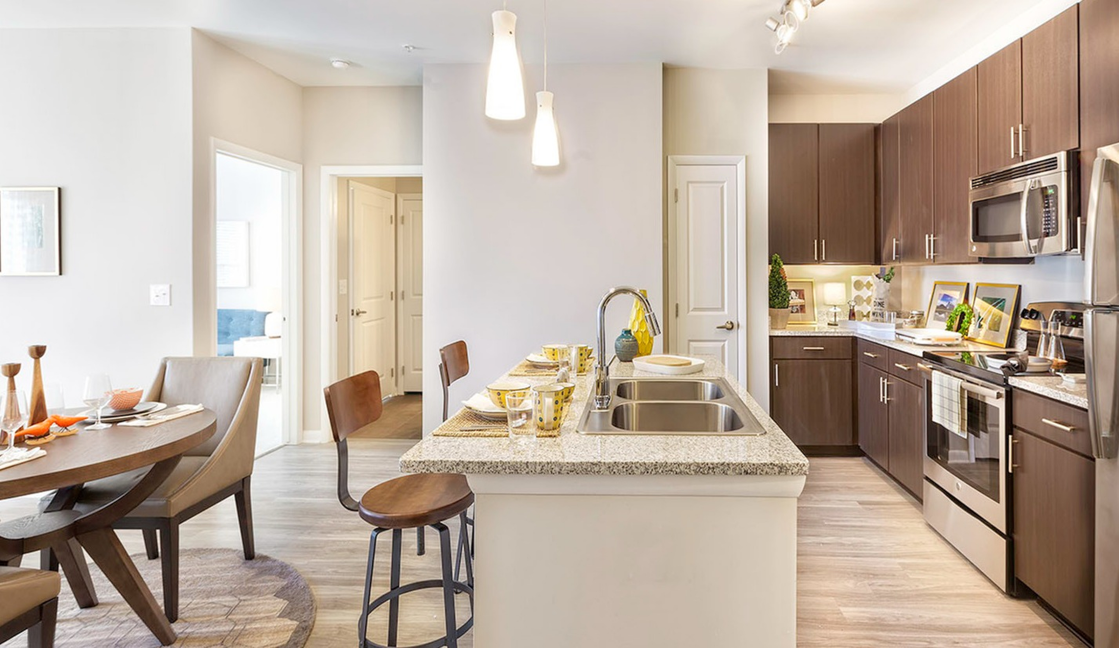 South Ridge - Contemporary Kitchen