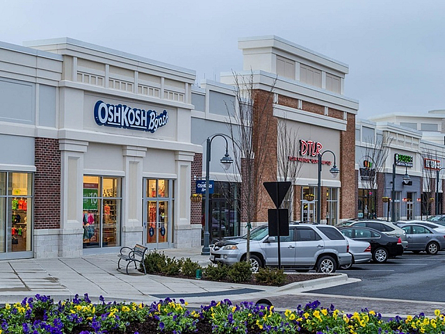 Laurel Towne Centre Exterior