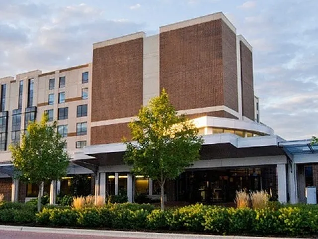 Palos Community Hospital Exterior