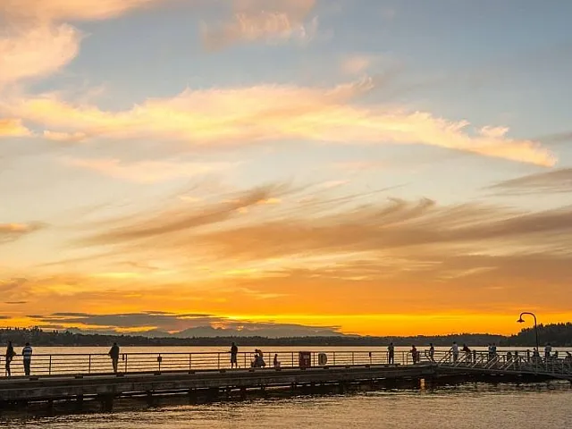 Gene Coulon Memorial Beach Park