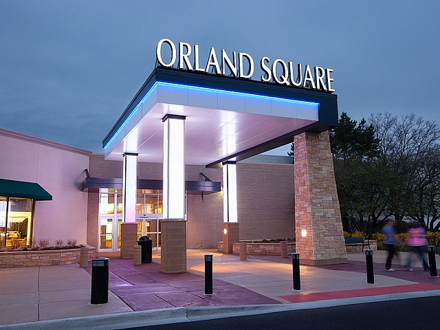 Orland Square Mall Exterior