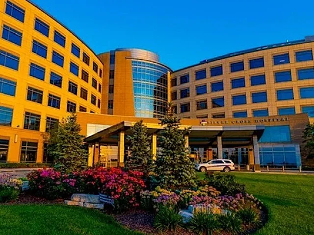Silver Cross Hospital Exterior