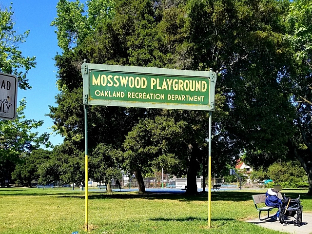 Mosswood Park Signage