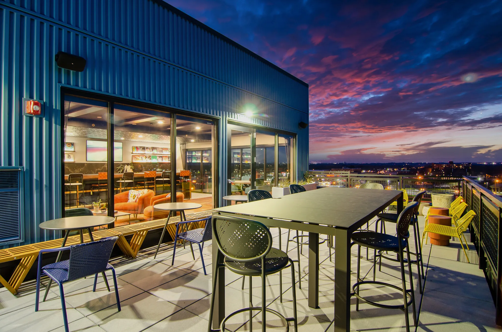 Rooftop Deck with Grills