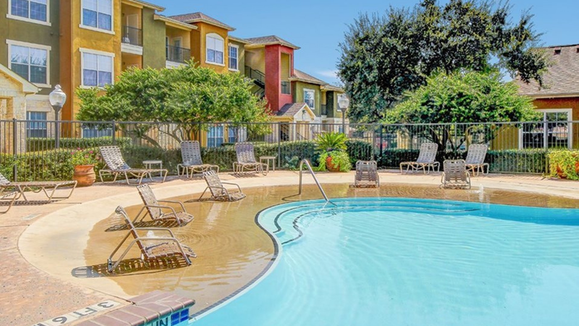 San Mateo Pool