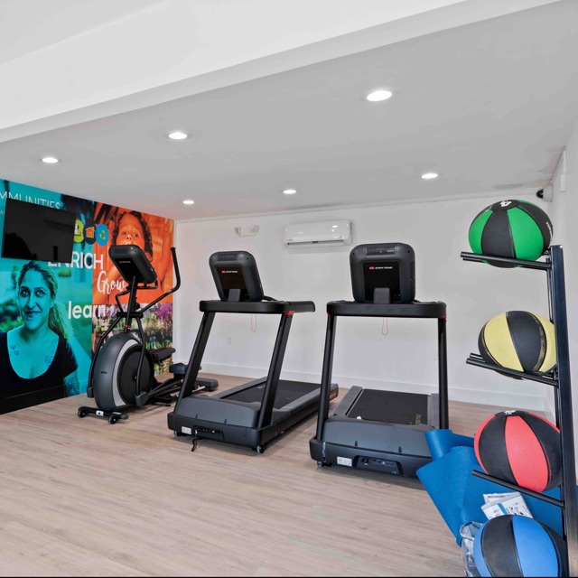 View SouthRidge Apartments South Laurel, MD Official Site