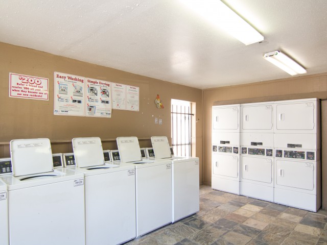 Image of Laundry Facilities for Plaza on Hammerly