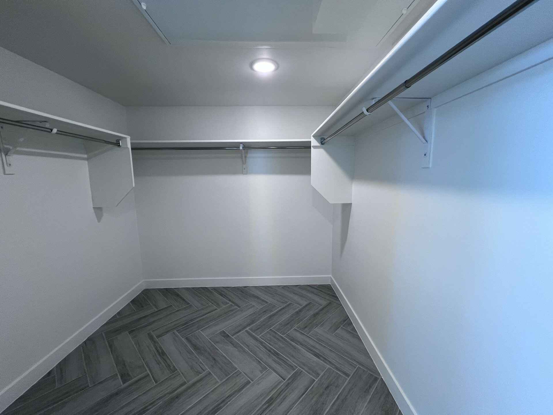 Loft B Closet