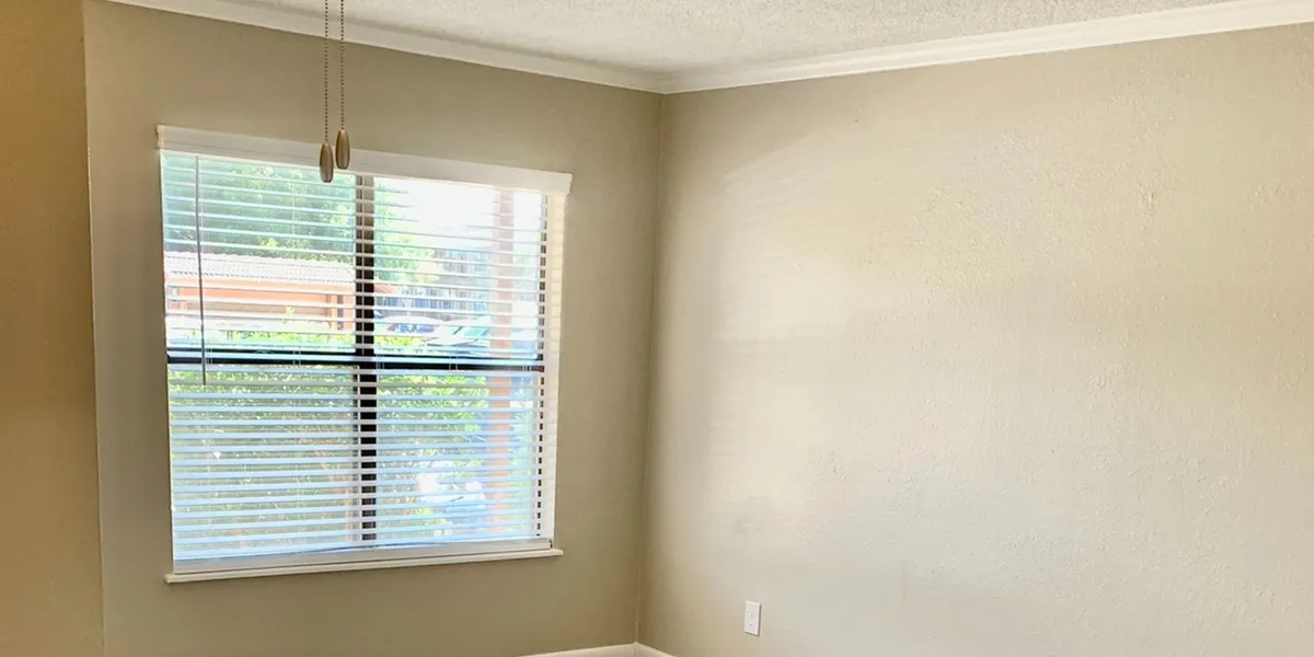 Living room 1 bedroom