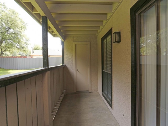 Image of Balcony for Summerwood Cove